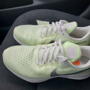 Nike Air Zoom Pegasus 35 (GS) Youth sneakers